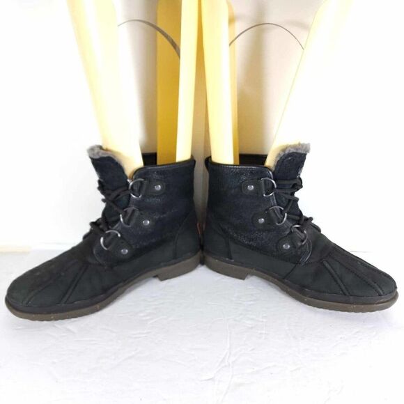 UGG Women's Cecile US 6 Black Leather Waterproof Sheepskin Lined Duck Boots - Picture 5 of 11